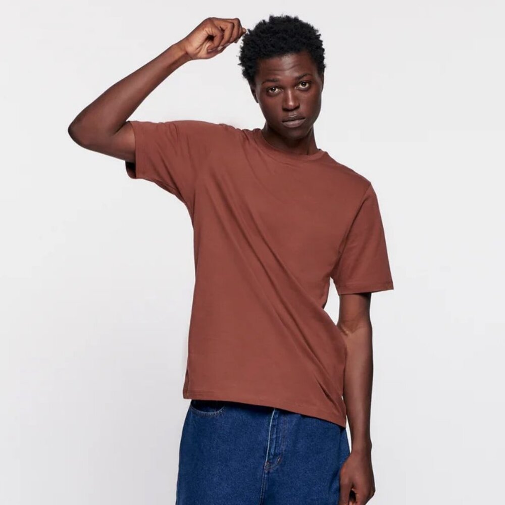 2-pack KOTN Essential Crew Neck Tees / umber + white / M